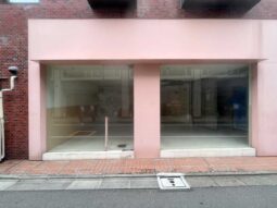 【店舗物件紹介】南青山！前面ガラス張り１-２階！