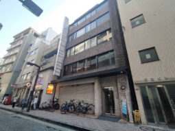 【店舗・事務所紹介】麻布十番駅から徒歩3分 サービス店舗に最適!