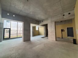 【店舗紹介】高級レジデンス!1階 天高3,960mm!!