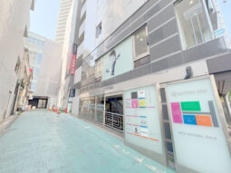 【店舗・事務所紹介】表参道徒歩4分!新築! 1階店舗!飲食相談可!