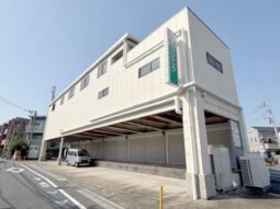 【事務所紹介】上北沢!一棟貸! 駐車場10台分付!