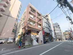 【店舗・事務所紹介】人気の恵比寿エリア！ ２階の視認性◎貸店舗！