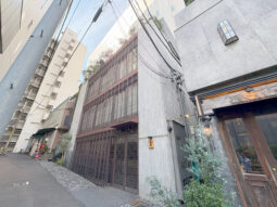 【店舗・事務所紹介】青山通り至近！表参道！ 飲食相談可！テラス付き