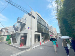 【店舗・事務所紹介】人気の表参道エリア! 1階!青山通り付近!