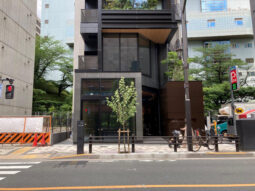 【店舗・事務所紹介】赤坂駅1分!貸事務所! お洒落な外観の8階!