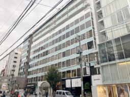 【事務所紹介】南青山！骨董通り沿い！ ガラス張りの事務所物件