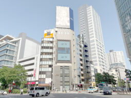 【店舗紹介】青山通り！交差点角地！ ジュエリー店！居抜き可