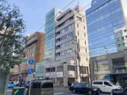 【店舗・事務所紹介】骨董通り角地！２階店舗！ 表参道駅徒歩３分！駅近