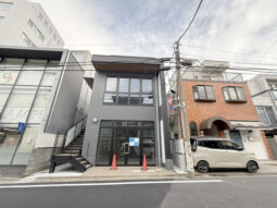 【店舗・事務所紹介】奥沢エリアの貸店舗 １階のガラス張り！