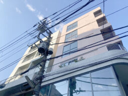 【店舗・事務所紹介】新築！下北沢駅徒歩３分 人通り◎ガラス張り２階