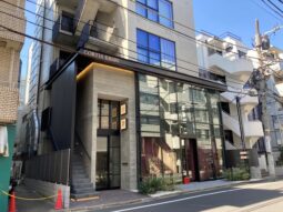 【店舗・事務所紹介】恵比寿！ガラス張り２階 雰囲気◎天井高３．５ｍ