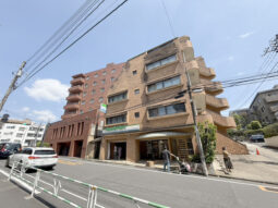 【事務所紹介】代々木上原エリア！ 窓の多い明るい事務所