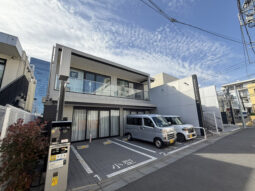 【店舗紹介】原宿！デザイナーズビル 広めのバルコニー有