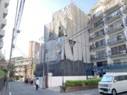 【店舗・事務所紹介】新築！六本木駅徒歩３分 飲食店相談可！天井高有