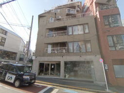 【店舗・事務所紹介】外苑前駅徒歩４分！ 外苑西通り至近！路面店