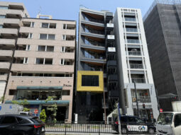 【店舗・事務所紹介】麻布十番エリア新築！ 前面ガラス張り、２階！