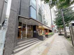 【店舗・事務所紹介】スタジオ、収録に◎ 天井高３m以上の貸店舗