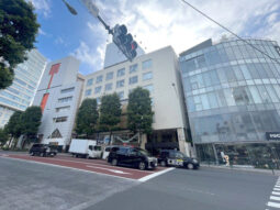 【事務所紹介】外苑西通り沿い貸事務所 ６階、約１００坪！