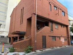 【店舗・事務所紹介】外苑西通り至近！神宮前 １階貸事務所！駐車場有